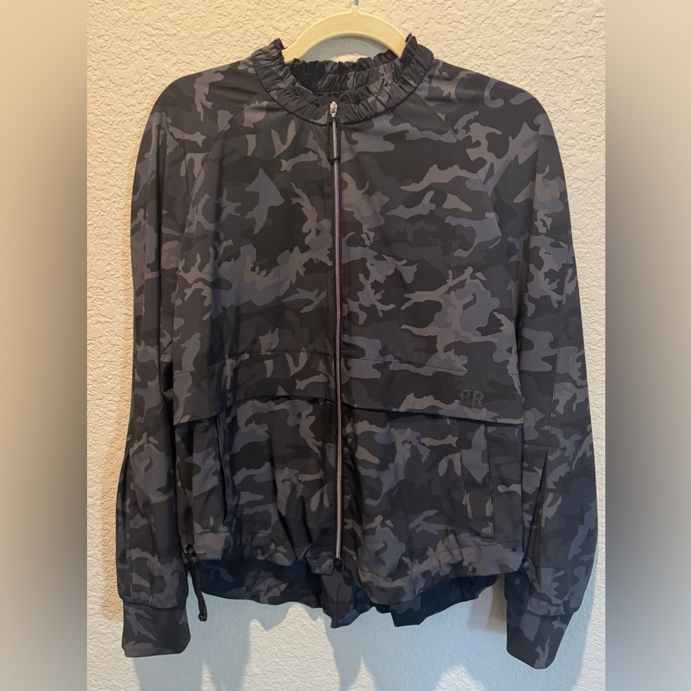 Renuar Camouflage Zip-Up Jacket and Pant Set, Size M